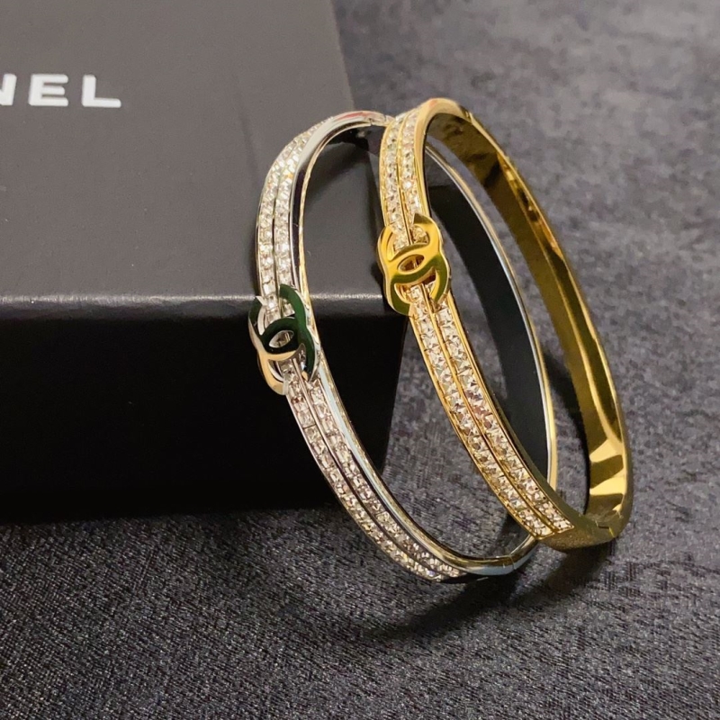 Ch**el bracelets